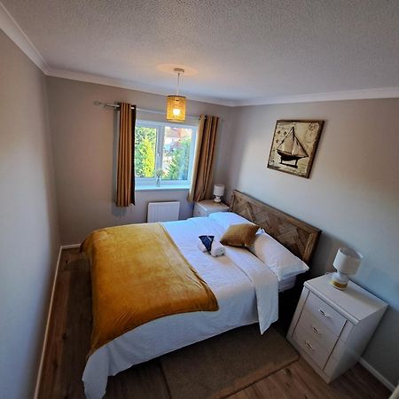 Modern Living In Hull Villa Кингстън ъпон Хъл Екстериор снимка