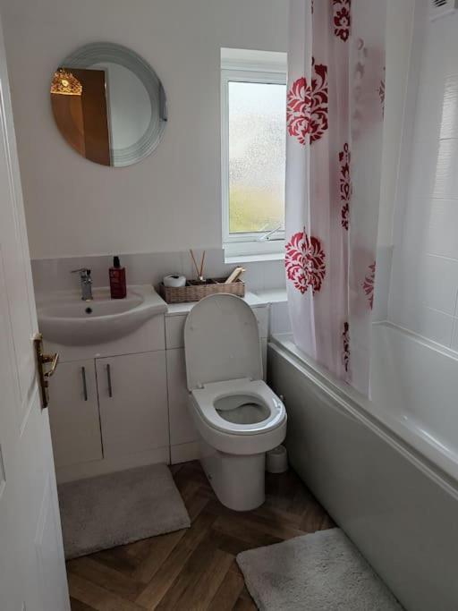 Modern Living In Hull Villa Кингстън ъпон Хъл Екстериор снимка