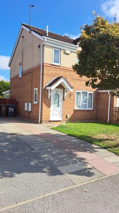 Modern Living In Hull Villa Кингстън ъпон Хъл Екстериор снимка