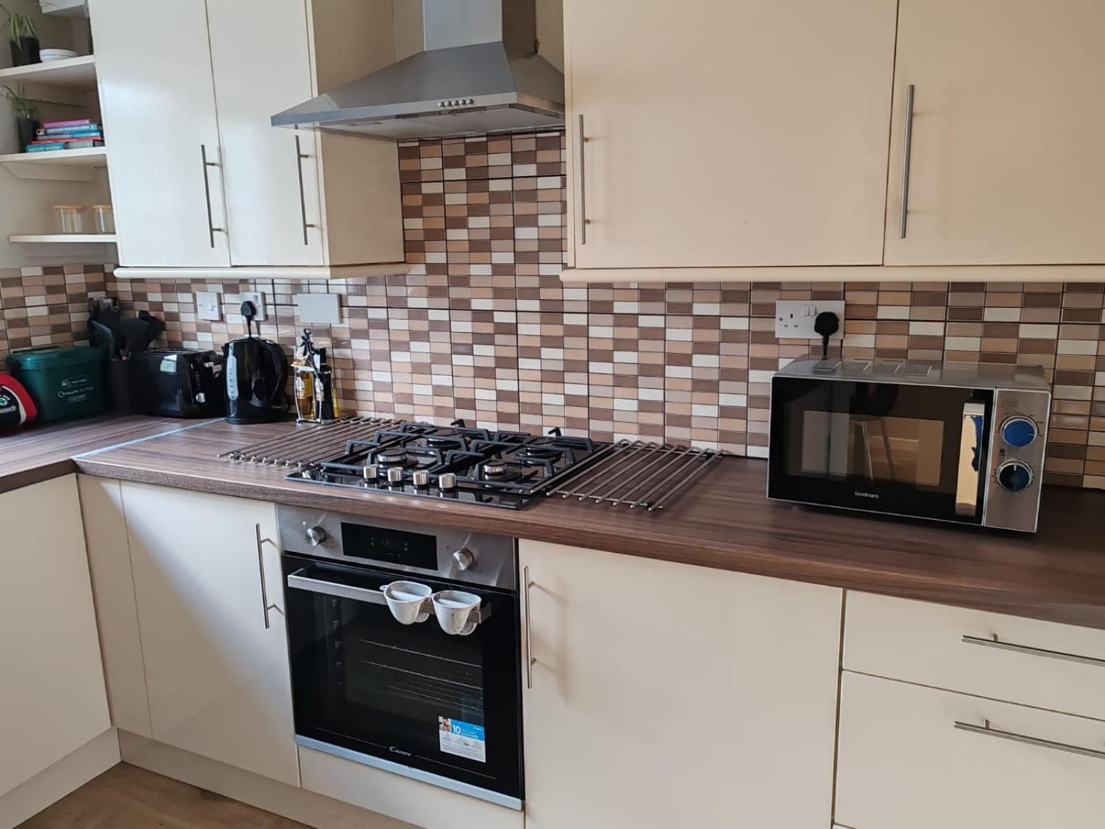 Modern Living In Hull Villa Кингстън ъпон Хъл Екстериор снимка